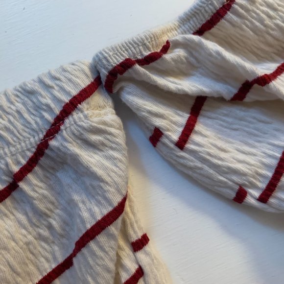 Tilly's Striped off the Shoulder Top Size Large 🐇 - Picture 4 of 5